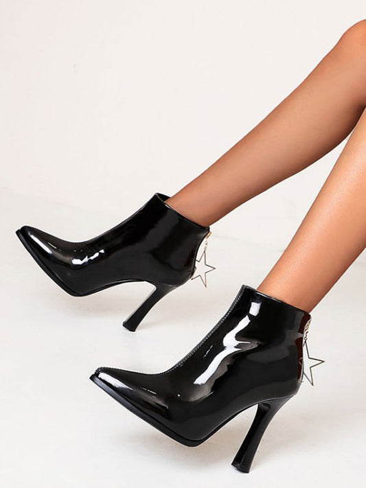 Pointed-Toe Block-Heel Ankle Boots in Black – photo 2