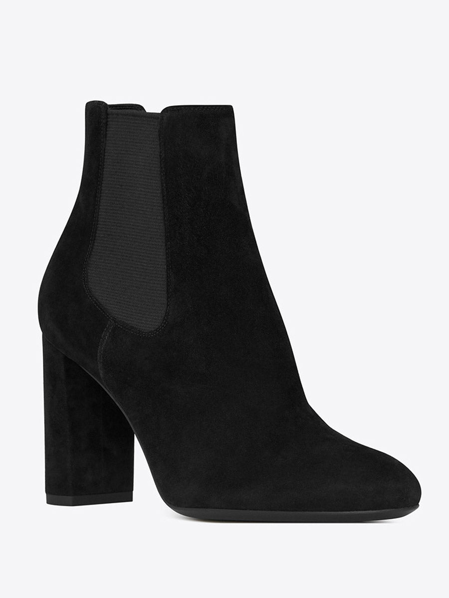 Pointed-Toe Block-Heel Chelsea Boots in Black – photo 3