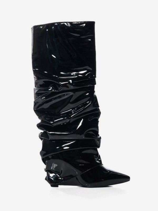 Pointed-Toe Wedge Knee-High Boots in Red – photo 5