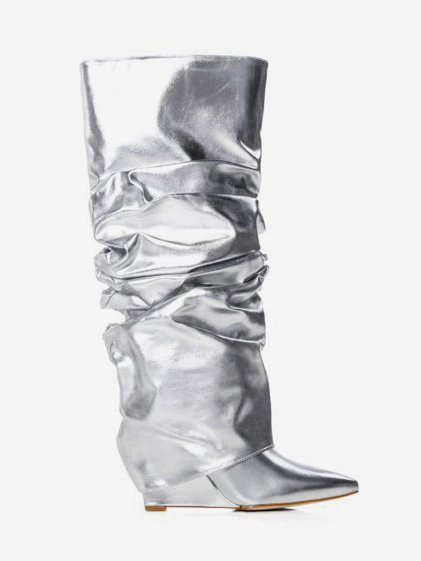 Pointed-Toe Wedge Knee-High Boots in Red – photo 3