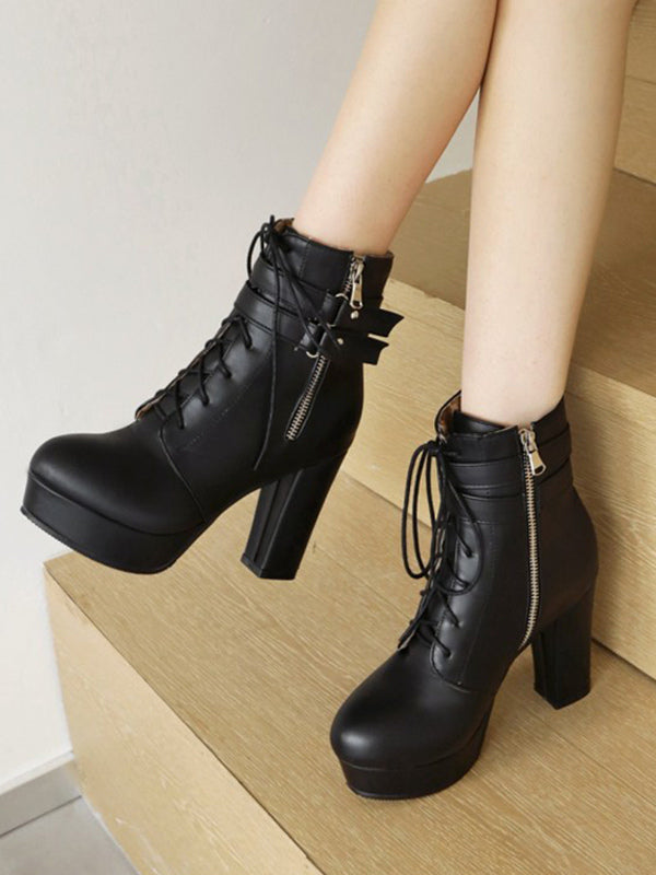 Round-Toe Block-Heel Ankle Boots in White – photo 3