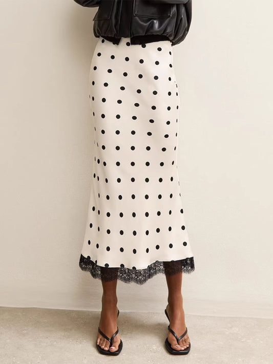 High-Waisted Skirt with Lace Trim in White – photo 1