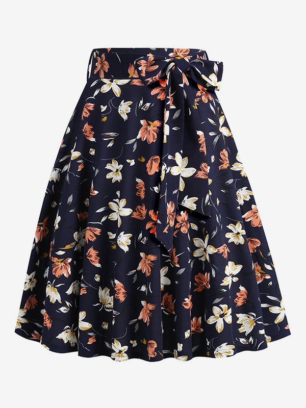 High-Waisted Skirt with Belt in White – photo 10