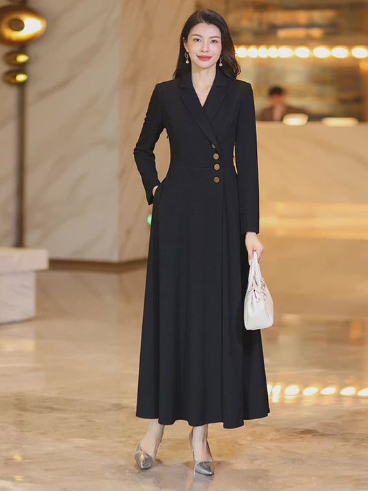 V-Neck Dress with Lapels in Black – photo 1