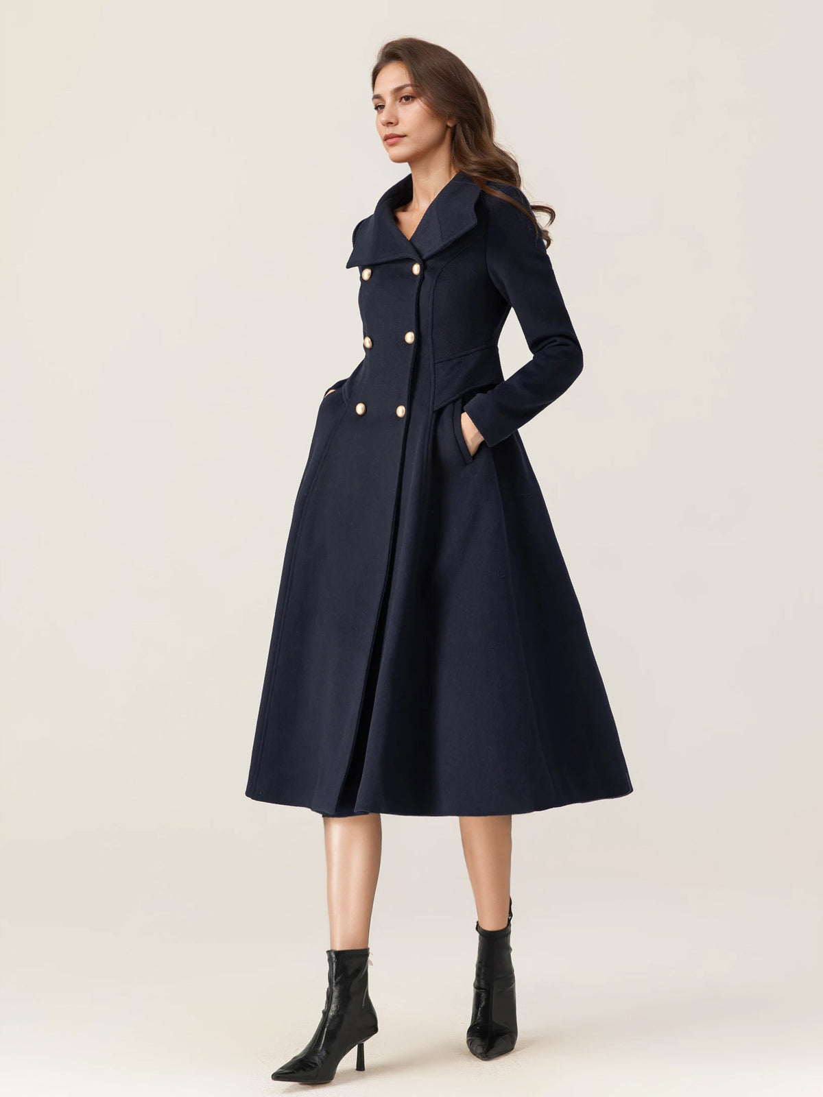 Double-Breasted Coat with Long Sleeves in Navy – photo 3